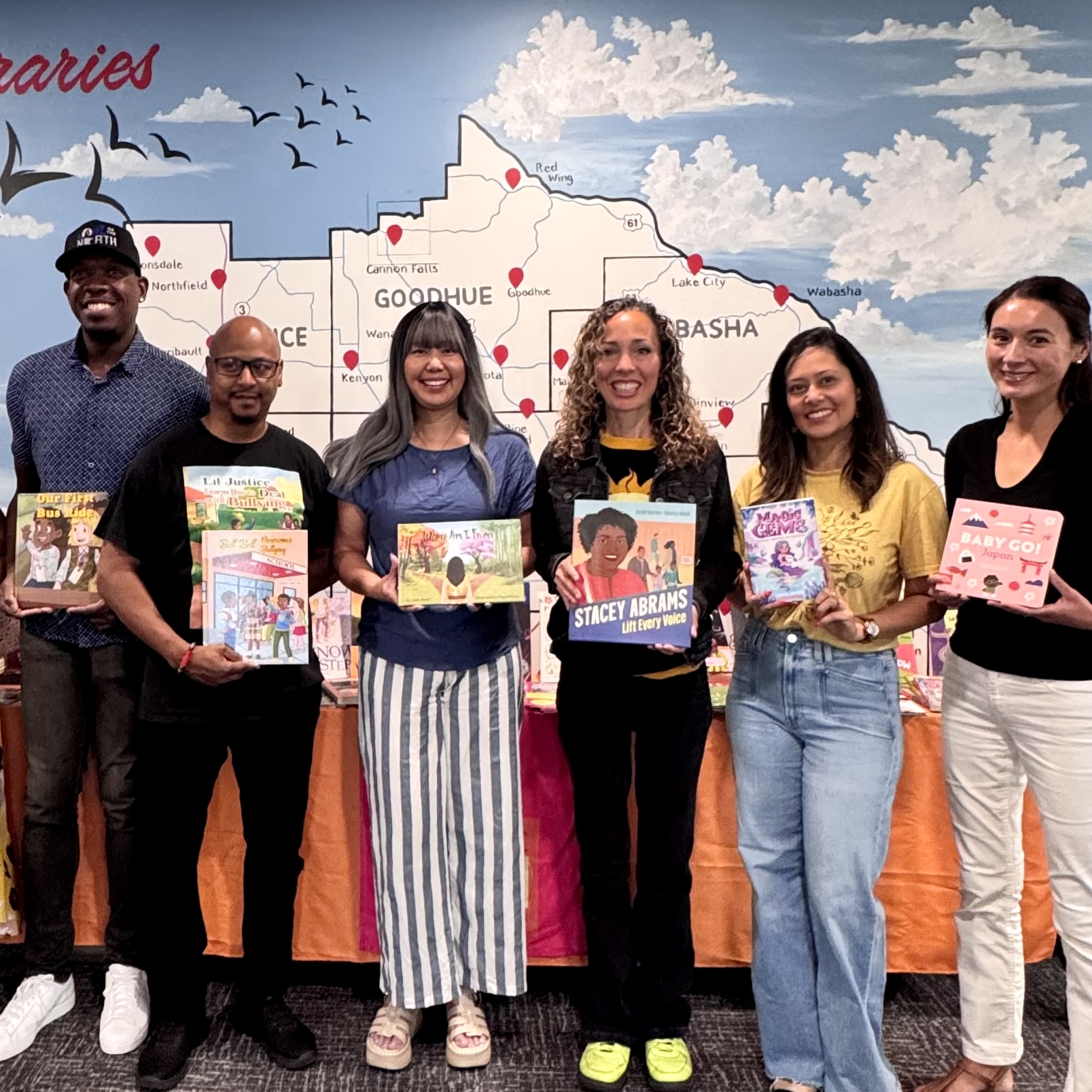 Read more about the article Author Visit with Southeastern Libraries Cooperating in Rochester, Minnesota