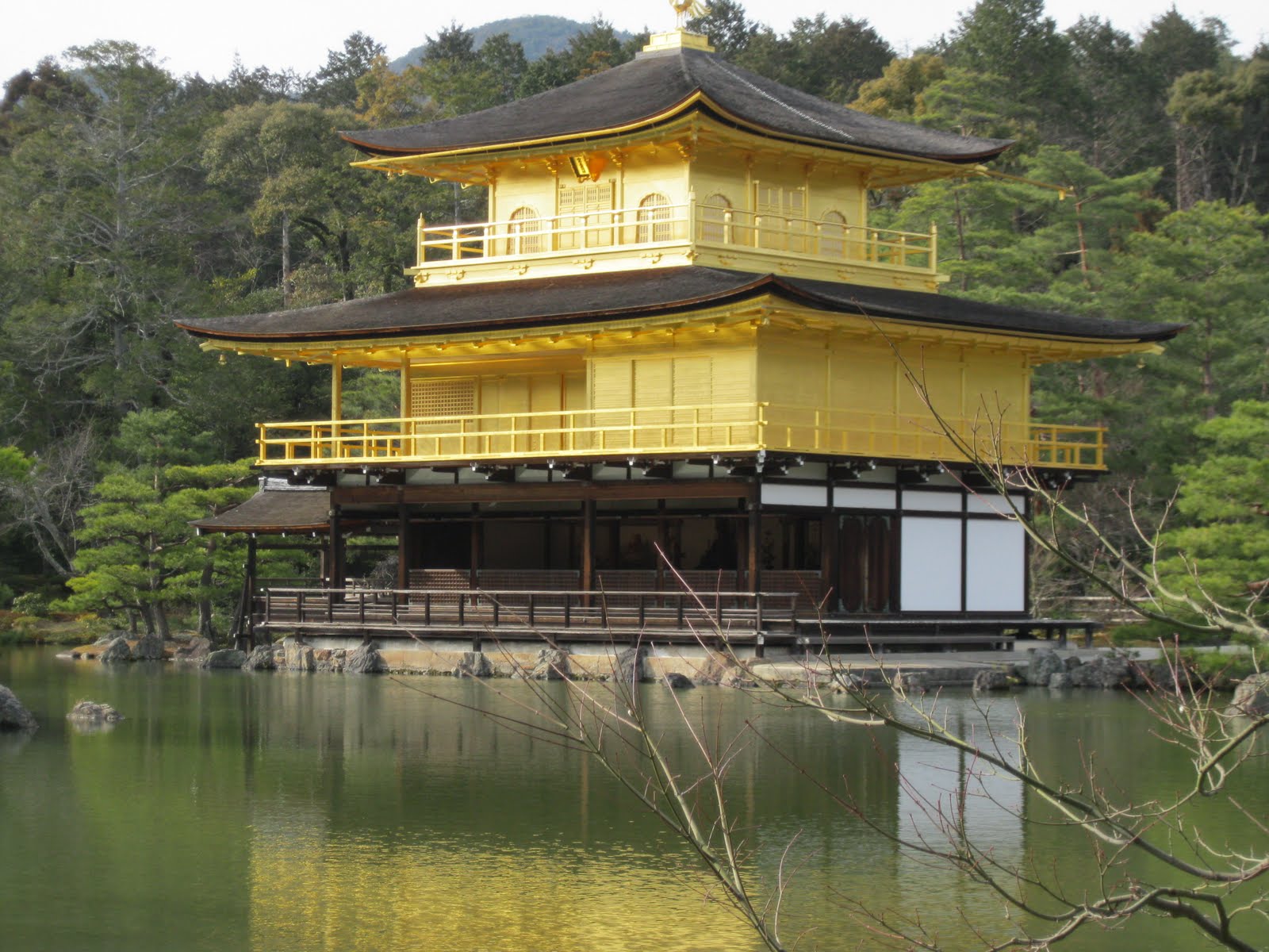 You are currently viewing Giant Temple Bell & Coin Toss at “The Golden Pavilion” in Kyoto, Japan