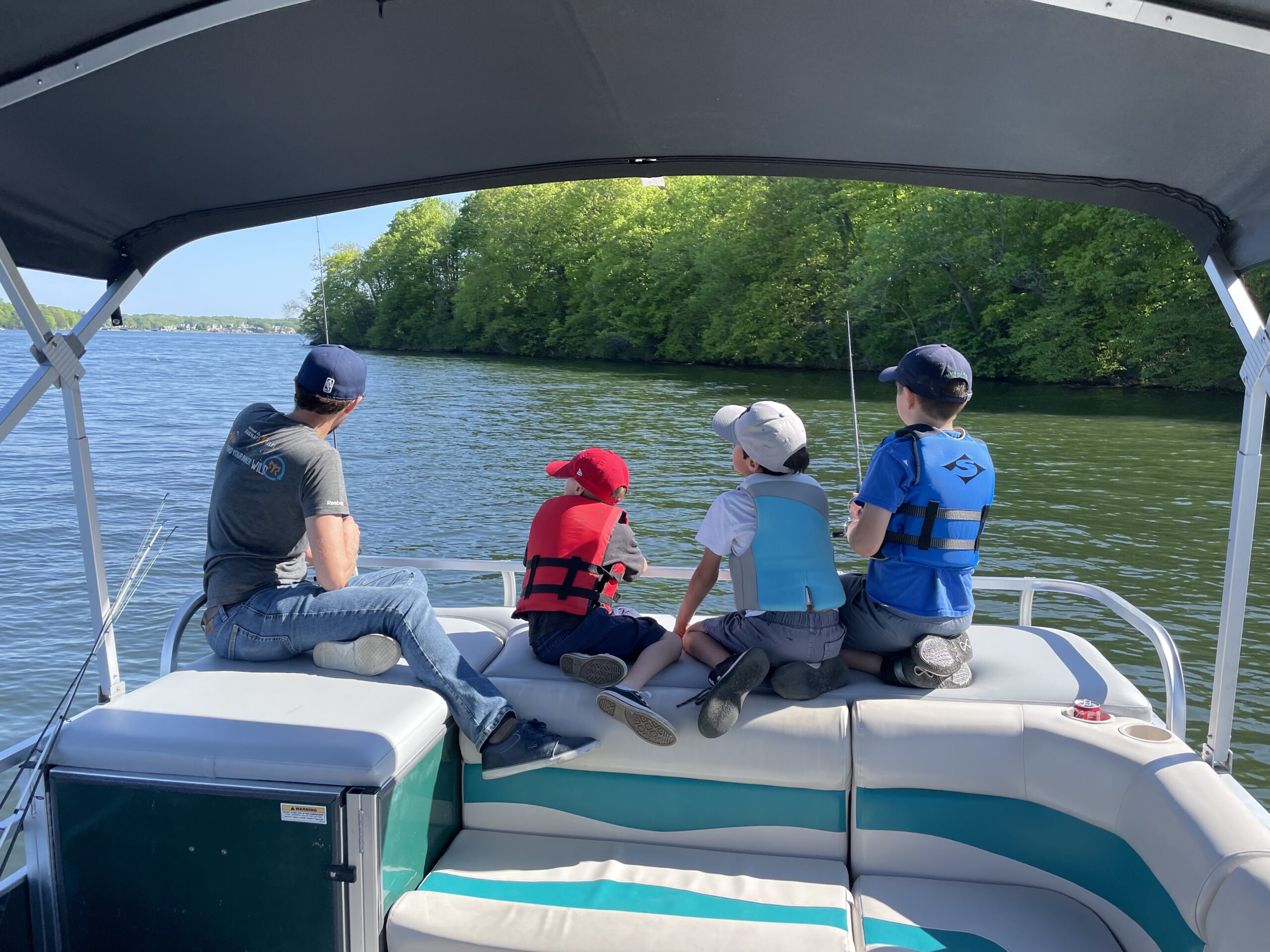 You are currently viewing Summer Fishing on Lake Minnetonka, Minnesota