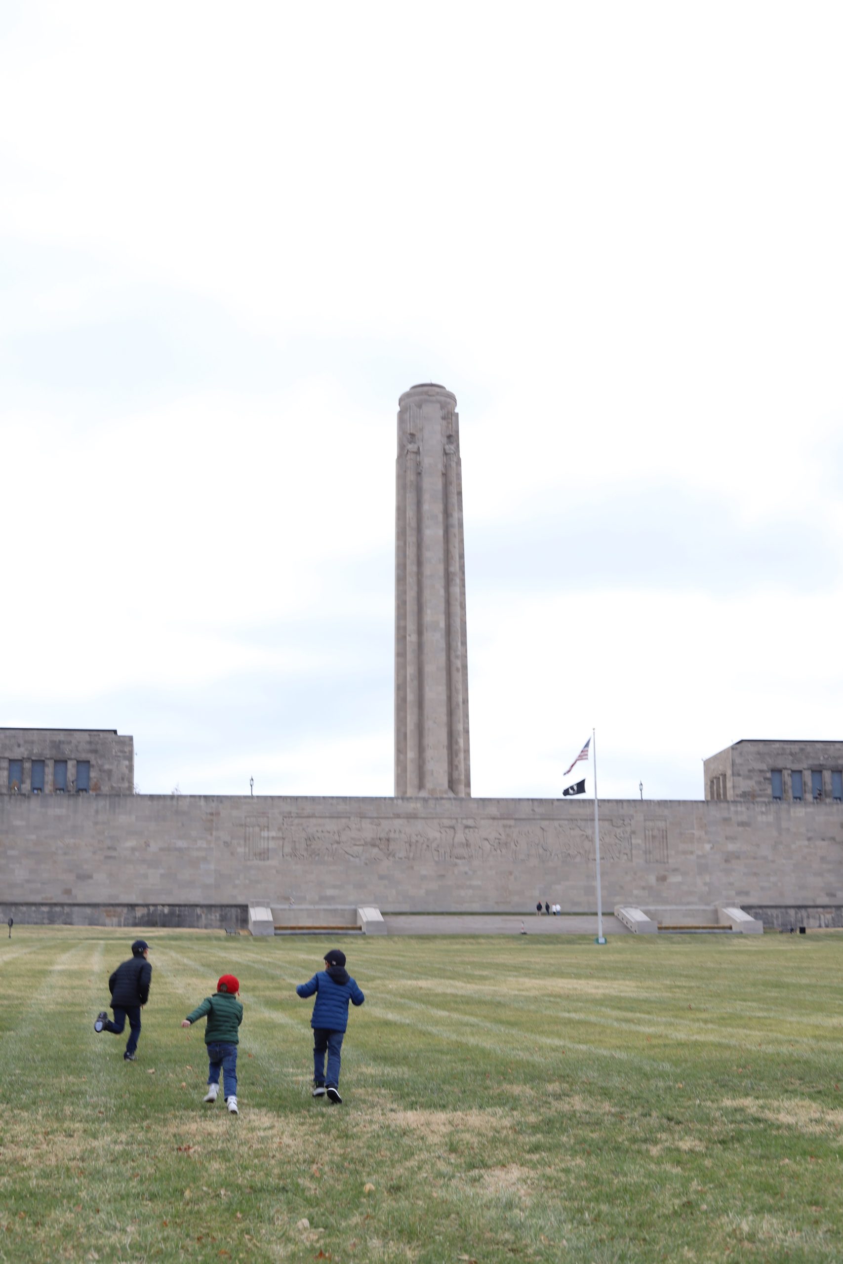 Read more about the article Liberty Memorial Tower: The National WWI Memorial in Kansas City, Missouri