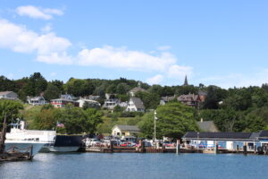 Read more about the article Downtown Bayfield, Wisconsin