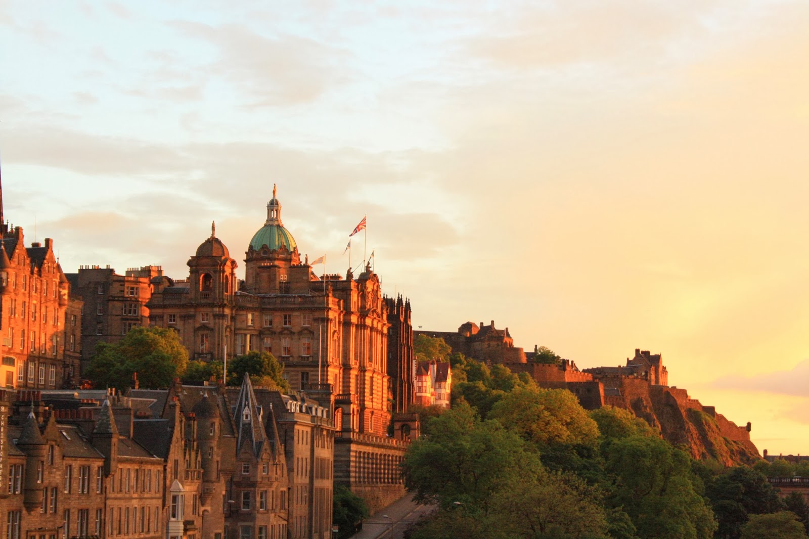 You are currently viewing National Museum of Scotland & Arthur’s Seat at Sunset