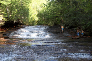 Read more about the article Hiking the Apostle Islands, Wisconsin: Siskiwit Falls in Cornucopia