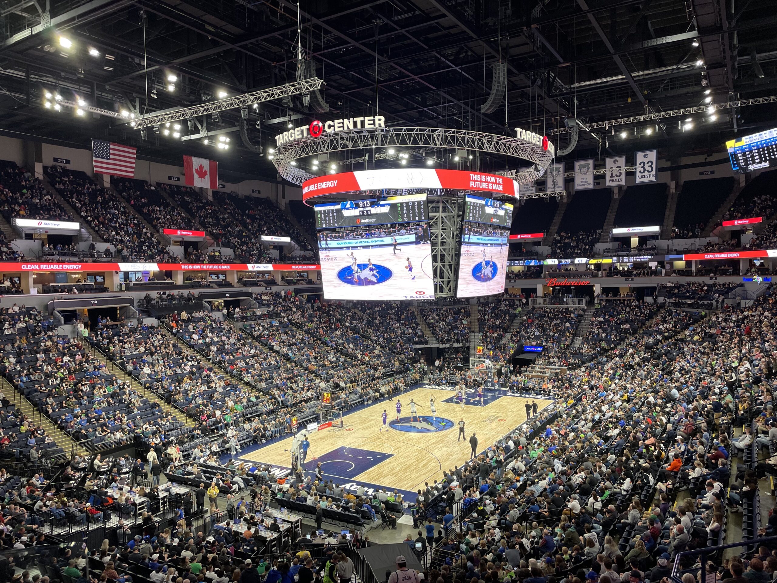 Read more about the article Club Suite at the Minnesota Timberwolves, Minneapolis