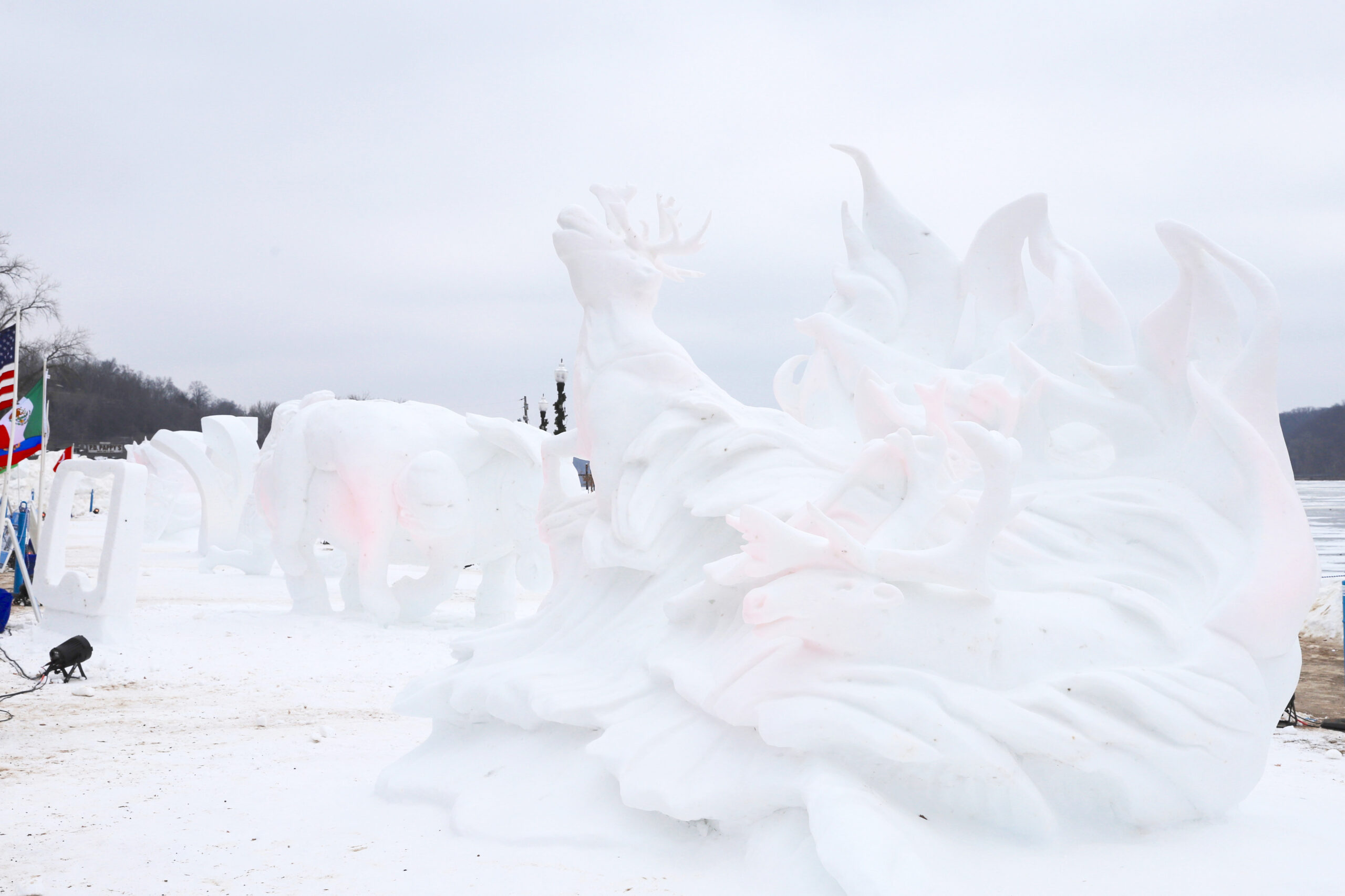 Read more about the article 2024 World Snow Sculpting Championships in Stillwater, Minnesota